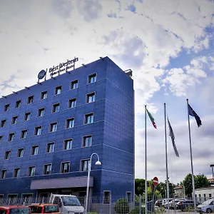 Western Palace Hotel